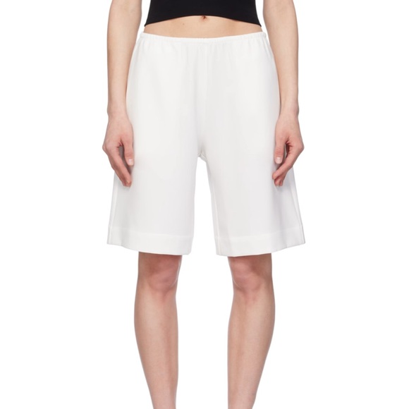 Arielle City Short